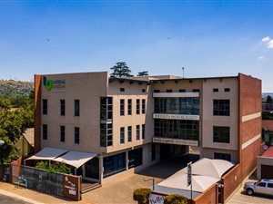 2382 m² Office Space in Dunvegan