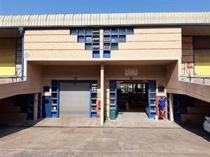 315 m² Industrial space in Pinetown Central