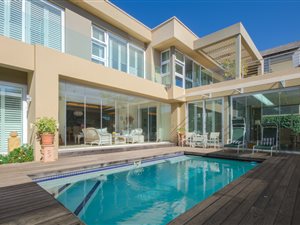 5 Bed House in Waterfall Country Estate