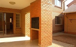 3 Bedroom Townhouse in Tijger Valley and surrounds