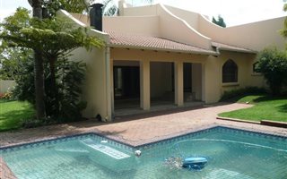 4 Bedroom House in Kyalami Estate