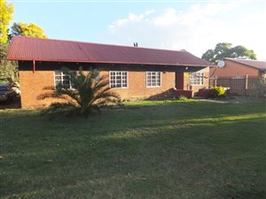 5 Bed House in Moregloed