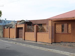 3 Bed House in Crawford