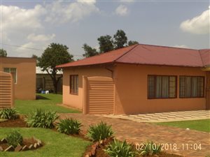 3 Bedroom House in Vanderbijlpark CW6