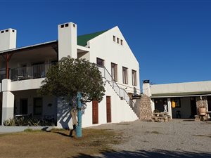 2.2 ha Farm in Long Acres