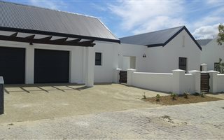 4 Bedroom House in Croydon Olive Estate