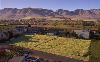 2270 m² Land available in Stanford