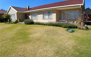 3 Bedroom House in Noordheuwel