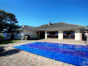 3 Bed House in Lorraine Manor