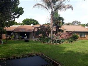 4 Bed House in Alphen Park