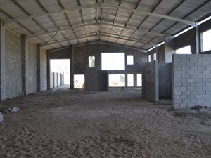 600 m² Commercial space in Fisantekraal