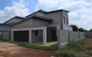 3 Bedroom House in Celtisdal