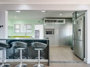6 Bed House in Philippi