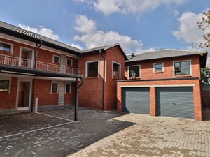 2 Bed Apartment in Beyers Park