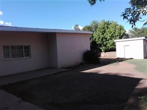 3 Bed House in Dewetsdorp