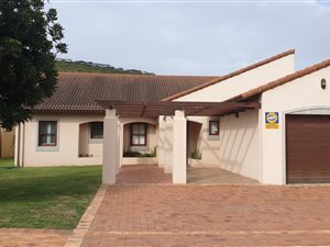 3 Bed House in Whale Rock