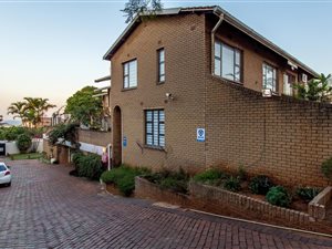 3 Bed Apartment in Morningside