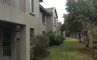 2 Bedroom Townhouse in Meyersdal