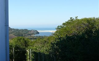 894 m² Land available in Kleinemonde