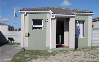 2 Bedroom House in Blue Downs