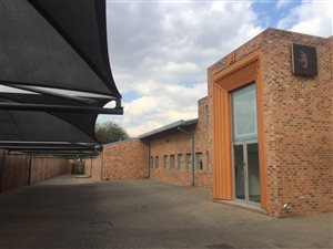 740 m² Industrial space in Meadowbrook