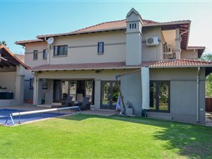 4 Bed House in Hazeldean (Silverlakes Surroundings)