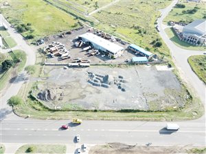 7500 m² Land available in Alton
