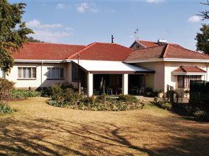 8 ha Farm in Knopjeslaagte