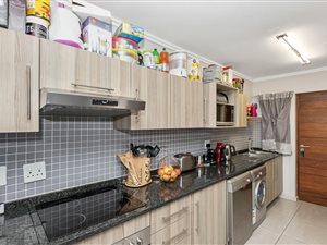 2 Bed Apartment in Sebenza
