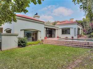 4 Bed House in Dainfern Golf Estate