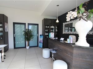 2 Bed Apartment in Greenstone Ridge