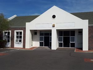 95 m² Industrial space in Montague Gardens
