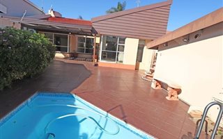 3 Bedroom House in Woodmead