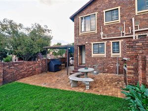 2 Bed Townhouse in Wilgeheuwel