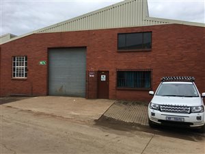345 m² Industrial space in Mkondeni
