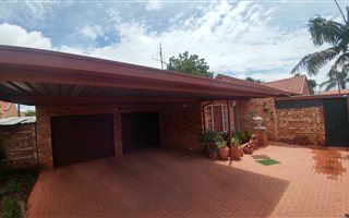 3 Bedroom House in Hesteapark