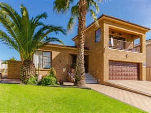 3 Bed House in Langeberg Heights