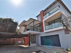 3 Bed House in Waterkloof Ridge
