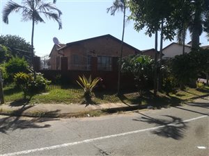 3 Bed House in Longcroft