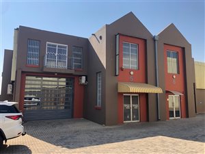 300 m² Industrial space in Glen Austin