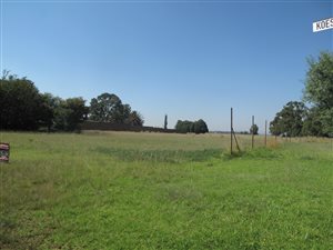 1700 m² Land available in Daggafontein
