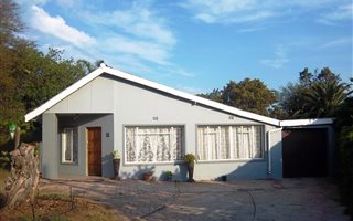 4 Bedroom House in Ashton