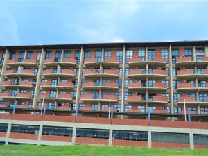 3 Bed Apartment in Auckland Park