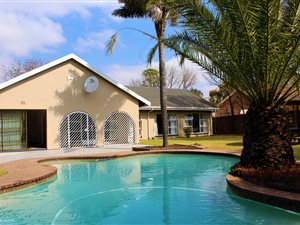 3 Bed House in Sunward Park
