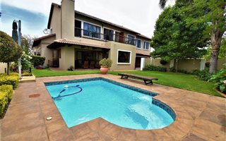 4 Bedroom House in Amberfield