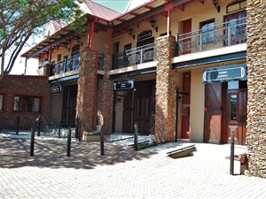 1232 m² Office Space in Weltevreden Park