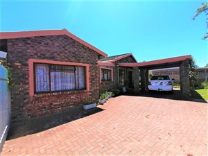3 Bed House in George South