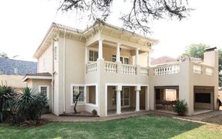 5 Bedroom House in Sydenham