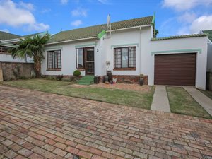 2 Bedroom Townhouse in Nahoon Valley
