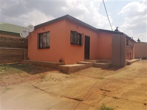 2 Bed House in Tshepisong